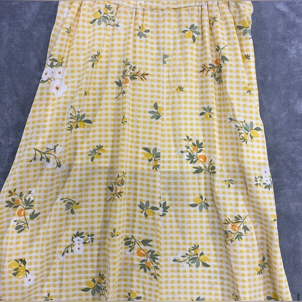 BCBGeneration - Yellow Lemon Gingham Cottagecore Maxi Skirt with Side Slit - Picture 4 of 9